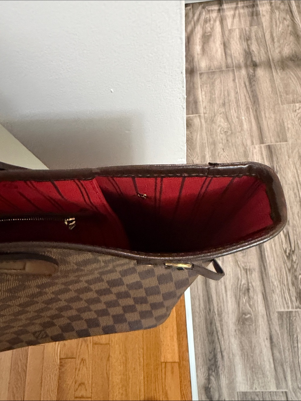 Authentic LOUIS VUITTON Neverfull MM size in Damier Ebene - Picture 16 of 16